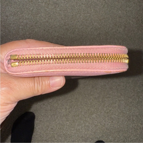 Auth Miu Miu Pink Leather Wallet with miu miu box CLEAN!! AND COA - Picture 3 of 10